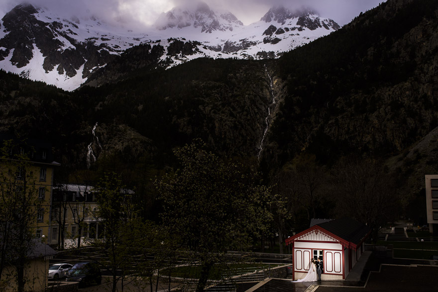 María and Chicho, wedding at Balneario de Panticosa, Pyrenees, Spain