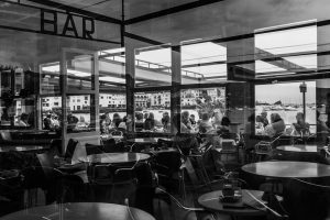 fotografía de vacaciones y playa de Pedro Etura de Etura Weddings en la Costa Brava. Cadaqués