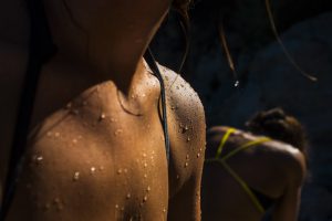 fotografía de vacaciones y playa de Pedro Etura de Etura Weddings en la Costa Brava. Calella