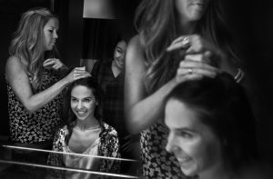 fotografía de boda en el balneario de Panticosa en el Pirineo aragonés al aire libre por Pedro Etura de Etura Weddings