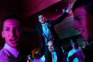 fotografía de boda en el balneario de Panticosa en el Pirineo aragonés al aire libre por Pedro Etura de Etura Weddings